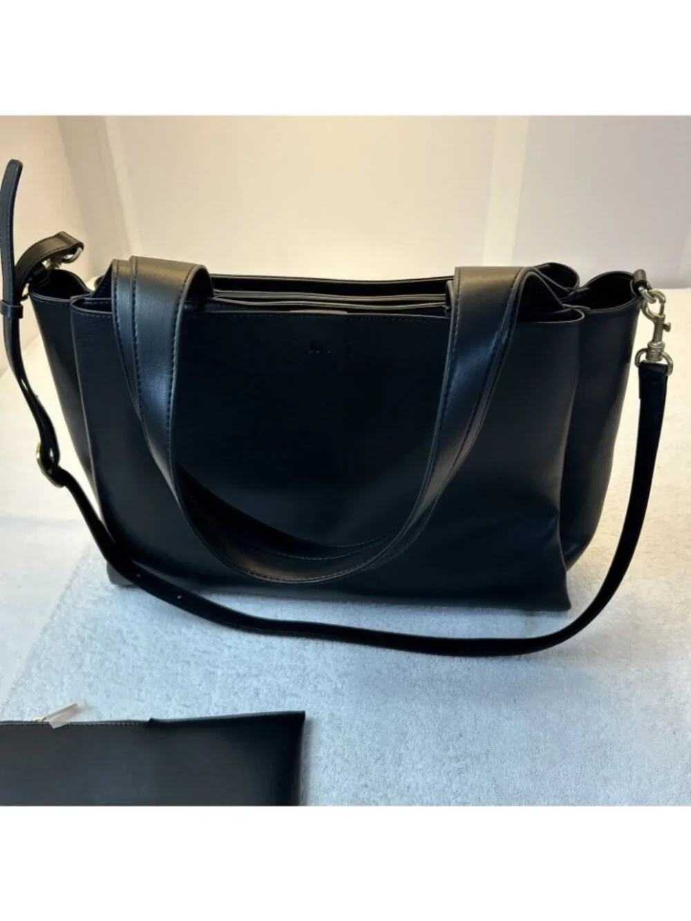 July Luggage Computer Weekender Bag Black Multi (4) Interior Pockets NWOT
